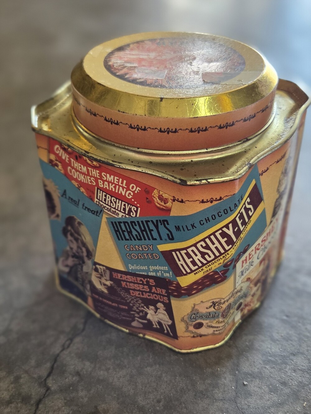 1995 Hershey’s Chocolate Nostalgic Advertising Tin Canister Vintage Edition 3